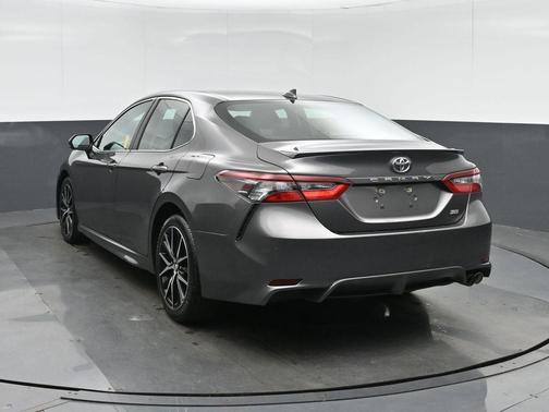 Predawn Gray Mica 2021 Toyota Camry SE