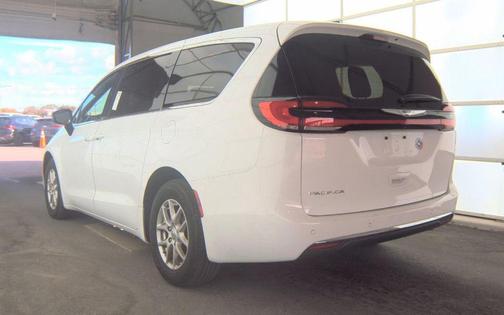 2025 Chrysler Pacifica L