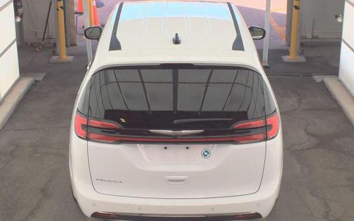 2025 Chrysler Pacifica L