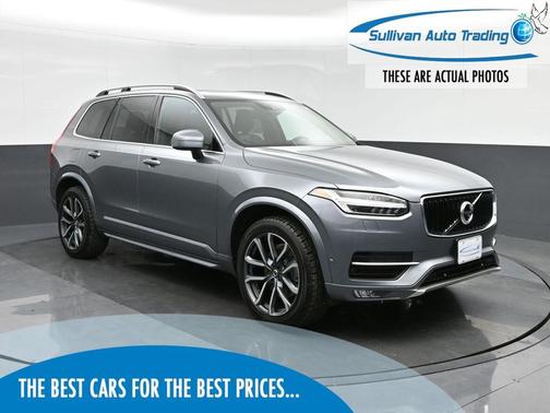 2016 Volvo XC90 T6 Momentum