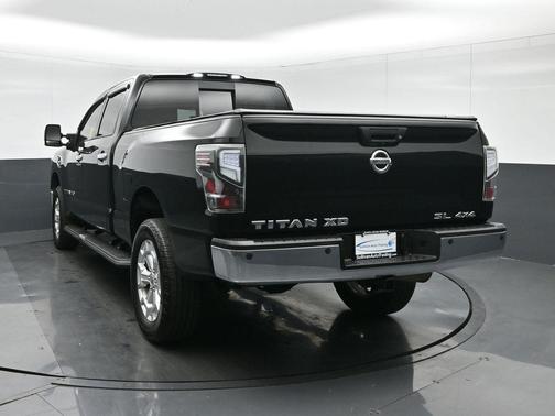 2016 Nissan Titan XD SL
