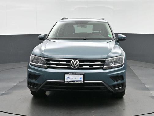 Dark Moss Green Metallic 2019 Volkswagen Tiguan 2.0T SE 4MOTION