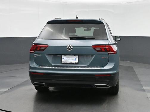 Dark Moss Green Metallic 2019 Volkswagen Tiguan 2.0T SE 4MOTION