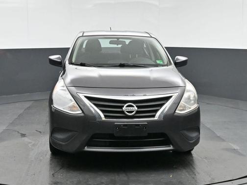 2015 Nissan Versa 1.6 SV