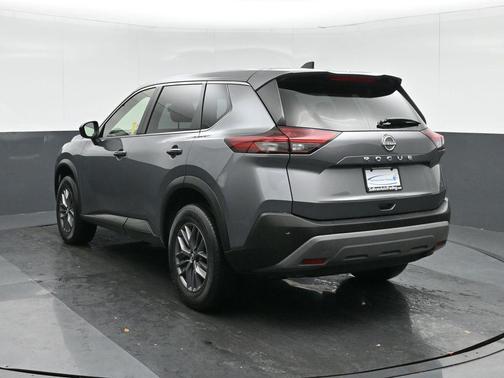 2022 Nissan Rogue S