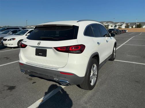 2021 Mercedes-Benz GLA 250 Base 4MATIC