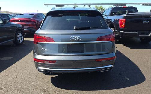 Daytona Gray Pearl Effect 2022 Audi Q5 45 S line Premium