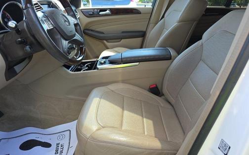White 2015 Mercedes-Benz M-Class 4MATIC