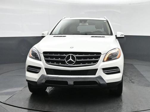 White 2015 Mercedes-Benz M-Class 4MATIC