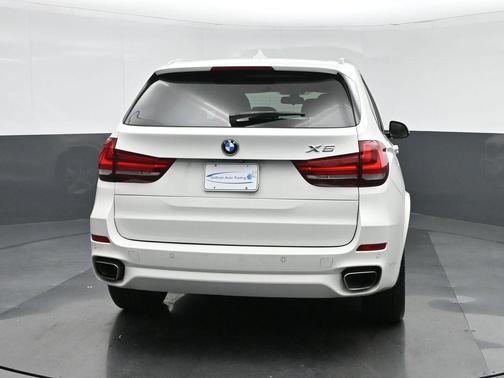 Alpine White 2018 BMW X5 xDrive35i