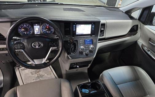Silver Sky Metallic 2017 Toyota Sienna XLE