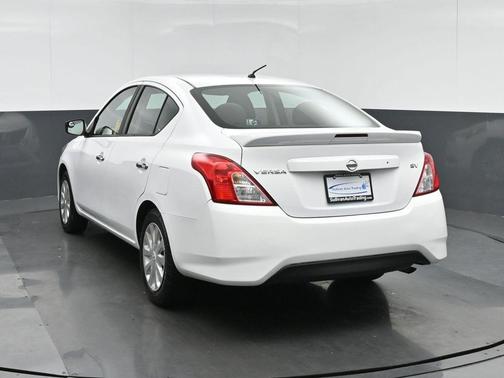 2017 Nissan Versa 1.6 SV