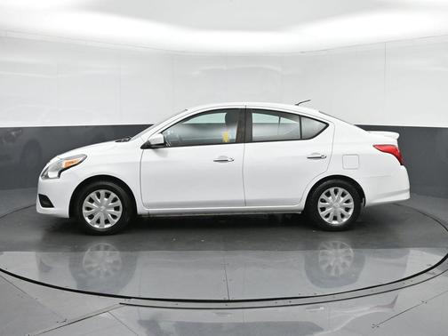 2017 Nissan Versa 1.6 SV