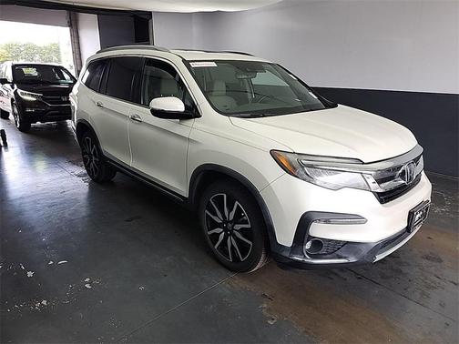 2019 Honda Pilot Touring 8-Passenger