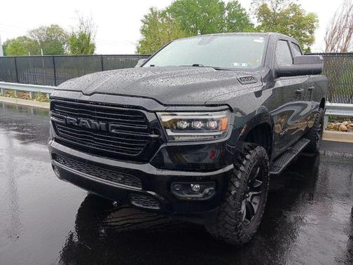 Diamond Black Crystal Pearlcoat 2019 RAM 1500 Big Horn