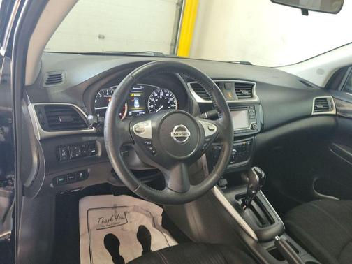 Super Black 2018 Nissan Sentra SV