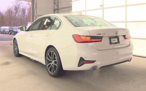 2019 BMW 330 xDrive