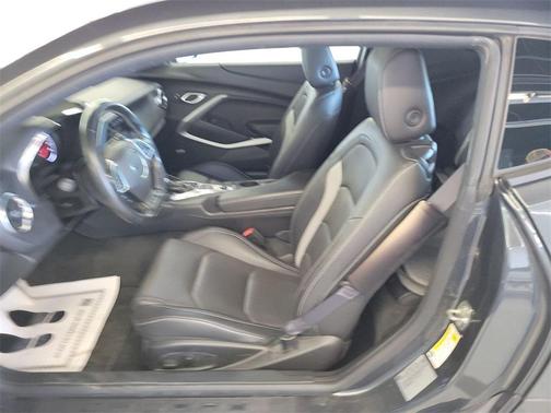 2017 Chevrolet Camaro 2LT