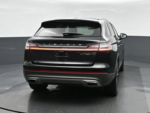 2019 Lincoln Nautilus Black Label