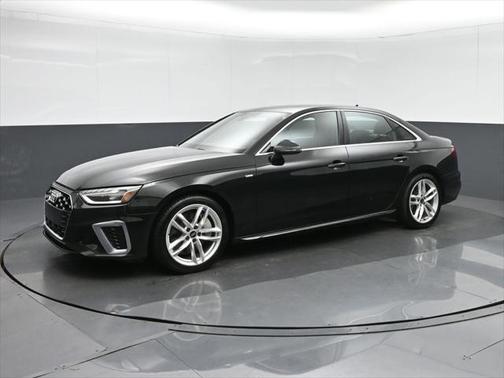 2022 Audi A4 45 S line Premium Plus