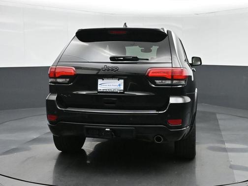2017 Jeep Grand Cherokee Altitude