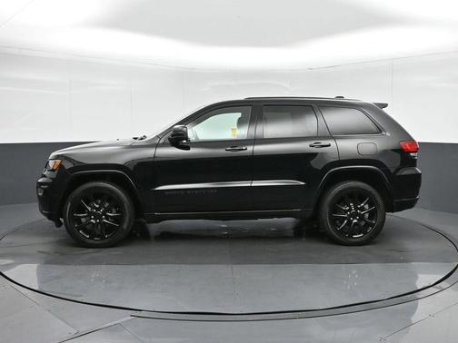 2017 Jeep Grand Cherokee Altitude