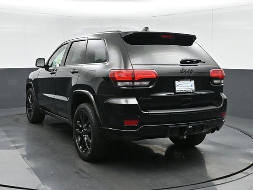 2017 Jeep Grand Cherokee Altitude