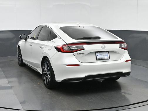 Platinum White Pearl 2024 Honda Civic EX-L