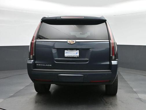 Shadow Metallic 2019 Cadillac Escalade Premium Luxury