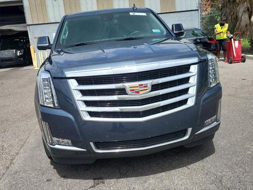 2020 Cadillac Escalade Luxury