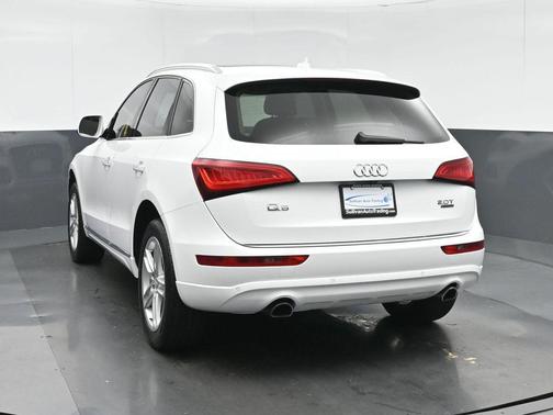 Ibis White 2017 Audi Q5 2.0T Premium Plus