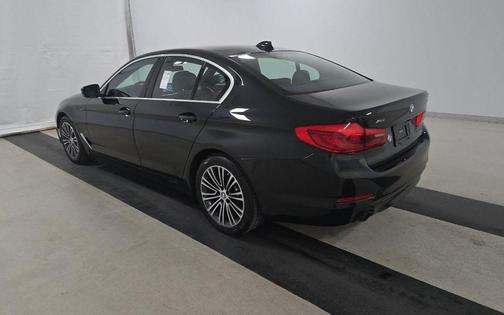 Black Sapphire Metallic 2019 BMW 530 xDrive