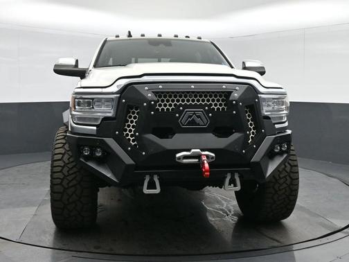 2019 RAM 2500 Limited Crew Cab 4x4 6'4' Box