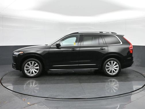 Onyx Black Metallic 2019 Volvo XC90 T6 Momentum
