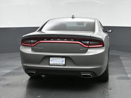 2017 Dodge Charger SXT