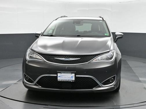 2020 Chrysler Pacifica Hybrid Limited