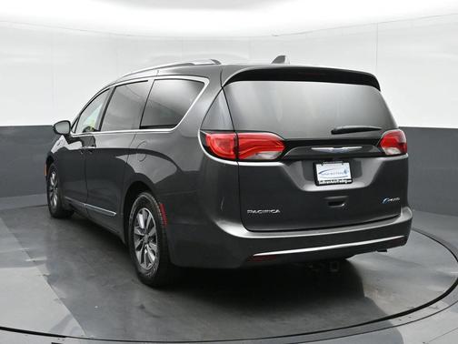 2020 Chrysler Pacifica Hybrid Limited