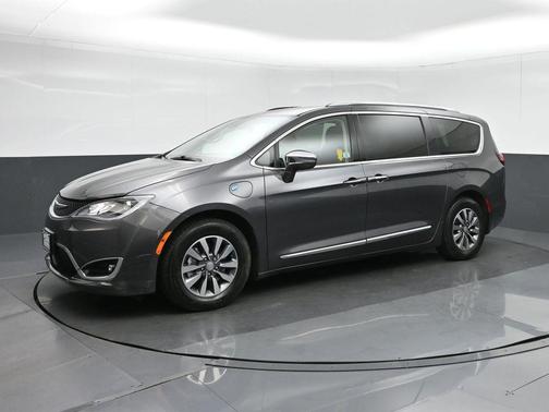 2020 Chrysler Pacifica Hybrid Limited