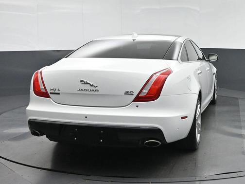 Polaris White 2016 Jaguar XJ XJL Portfolio