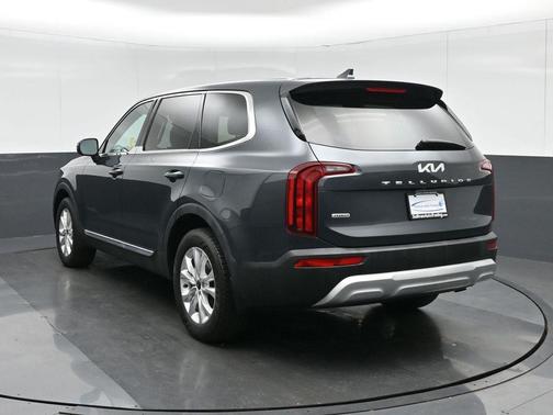 2022 Kia Telluride LX
