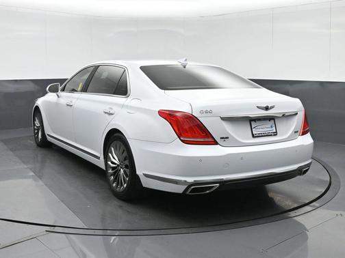 2017 Genesis G90 Premium