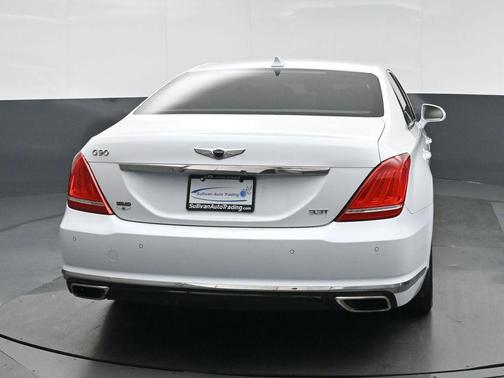 2017 Genesis G90 Premium