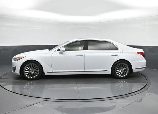 2017 Genesis G90 Premium