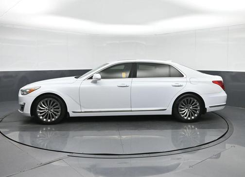 2017 Genesis G90 Premium