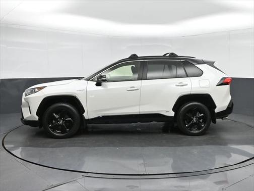 2020 Toyota RAV4 Hybrid SE