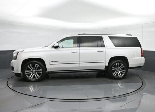 White Frost Tricoat 2019 GMC Yukon XL Denali