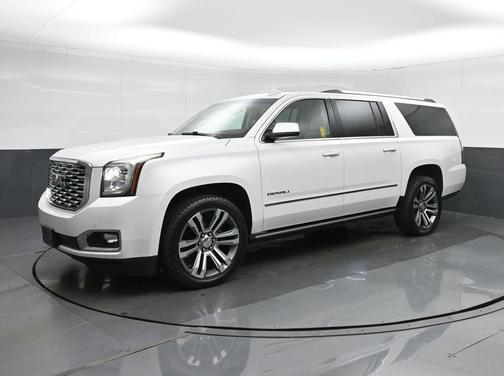White Frost Tricoat 2019 GMC Yukon XL Denali