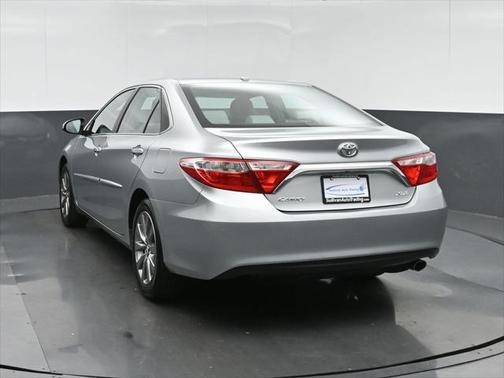 2016 Toyota Camry XLE