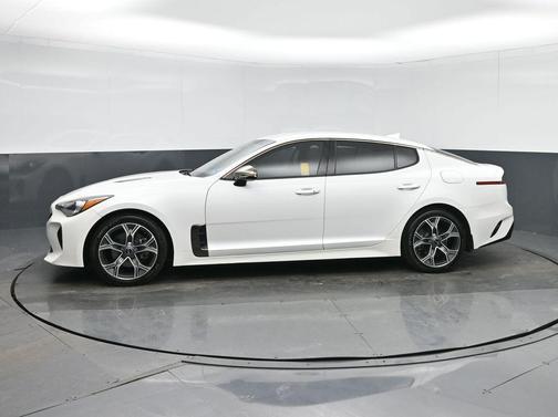 2021 Kia Stinger GT-Line