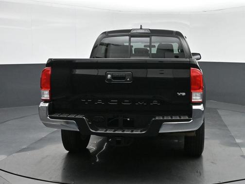 2016 Toyota Tacoma SR5